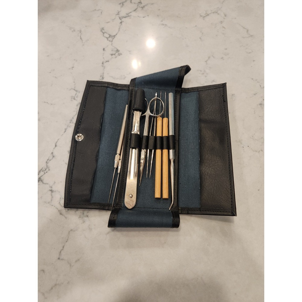 Vintage Adams Scientific Dissection Tool Kit USA Italy Black Trifold Case‎ 9pc